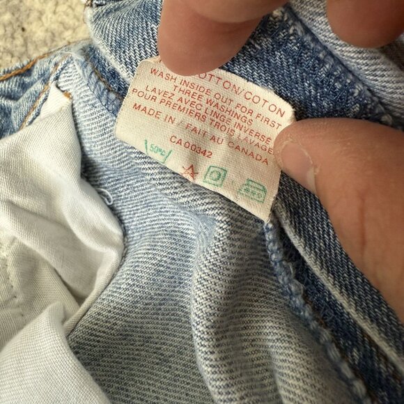 Vintage Levi's 532 Leather Tab Made in Canada Denim Jeans - Picture 6 of 8